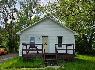 724 Munith Rd, Jackson, MI 49202