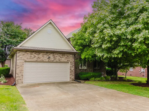 2904 Greentree Dr, Smyrna, TN 37167