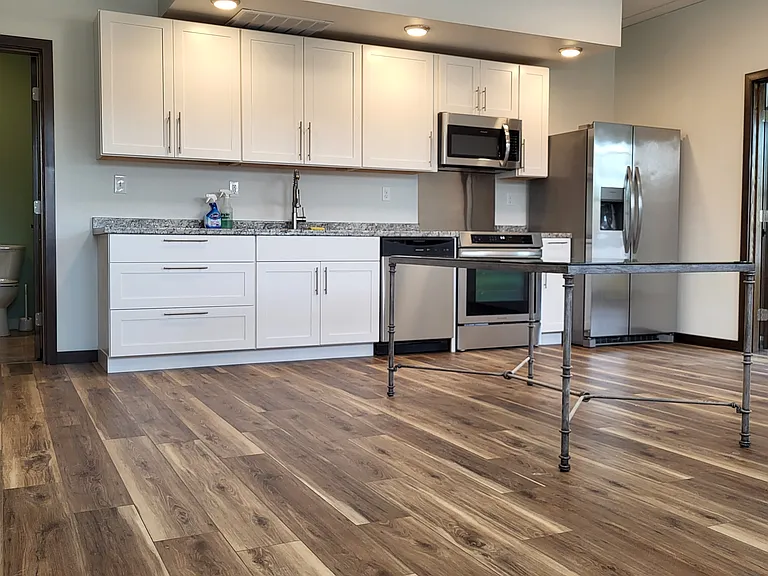 1240 E Maple St #B — Photo 1
