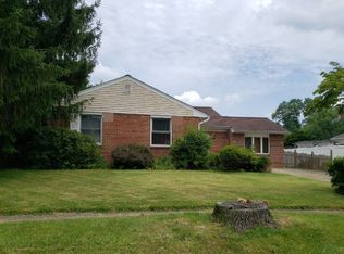 15 Winding Way Rd, Stratford, NJ 08084