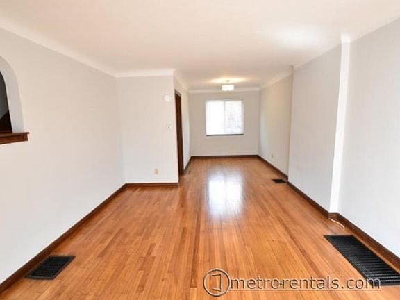 2nd image of 1827-1829 N Star Ave #1831
