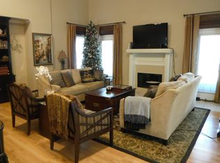 225 Tantallon Dr, Ocean Springs, MS 39564