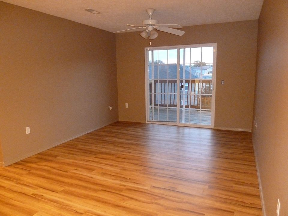 Living room with beautiful flooring