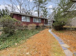 9 Peacock Farm Rd, Lexington, MA 02421