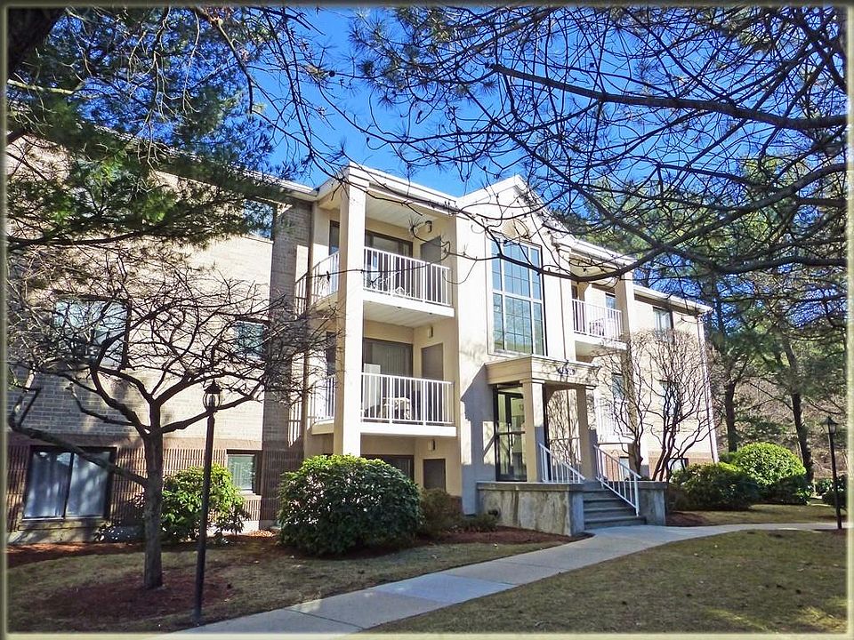 1st image of 12 Bourbon St APT 18