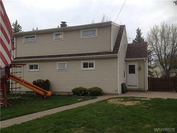3rd image of 79 Norwood Dr