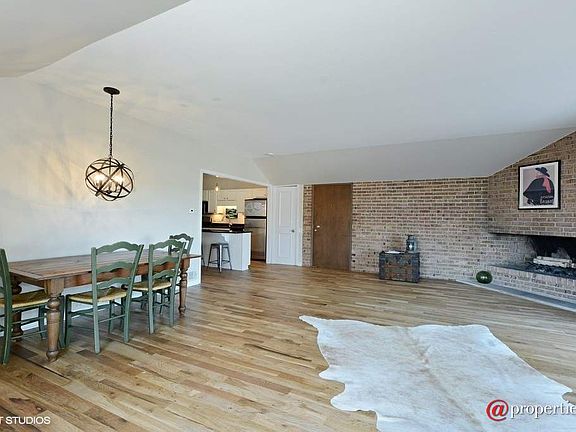 Living Room / Dining Room