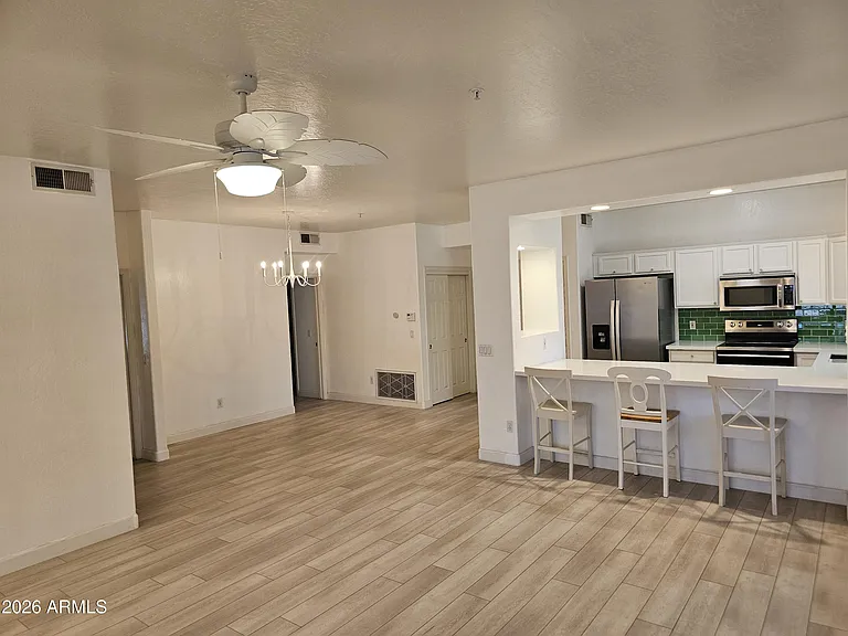 1351 N Pleasant Dr #1108 — Photo 4
