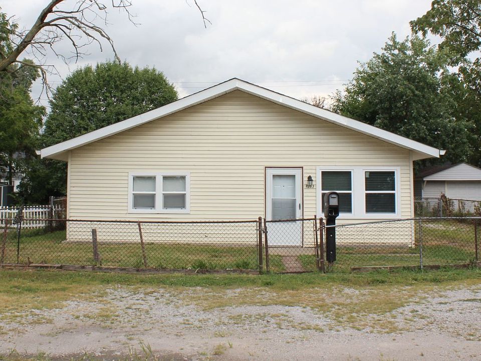 1st image of 2963 S Harlan St