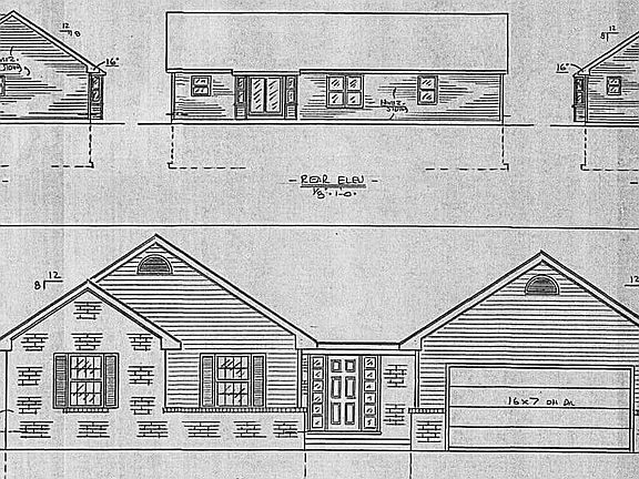 5th image of 903 Village Dr