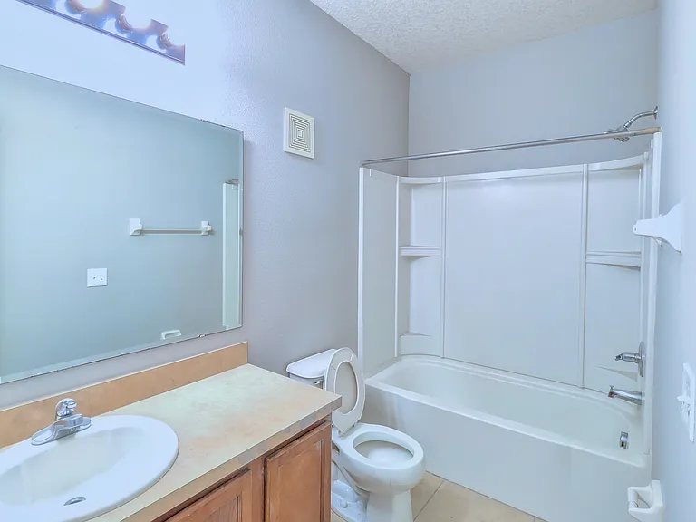 2281 Betsy Ross Ln — Photo 16