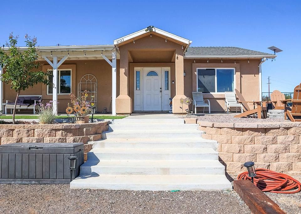 1st image of 3723 Carveacre Rd