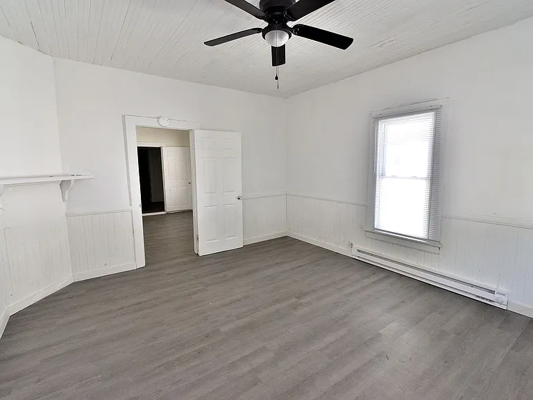 829 Gay St — Photo 2