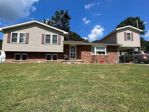 241 Penhook Hl, Harold, KY 41635