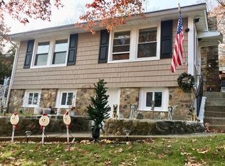 93 Cedar Lk W, Denville, NJ 07834