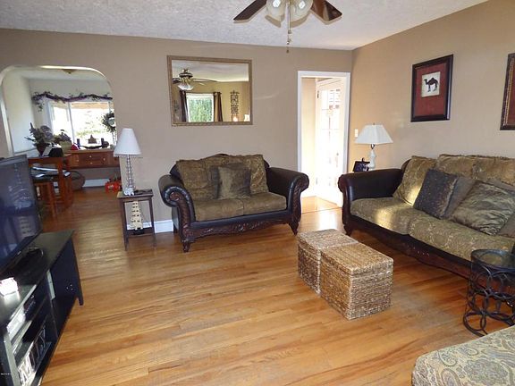 4th image of 101 Ellett Dr SE