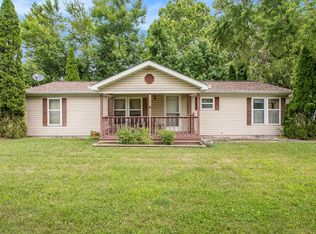 209 Terre Coupe St, Buchanan, MI 49107