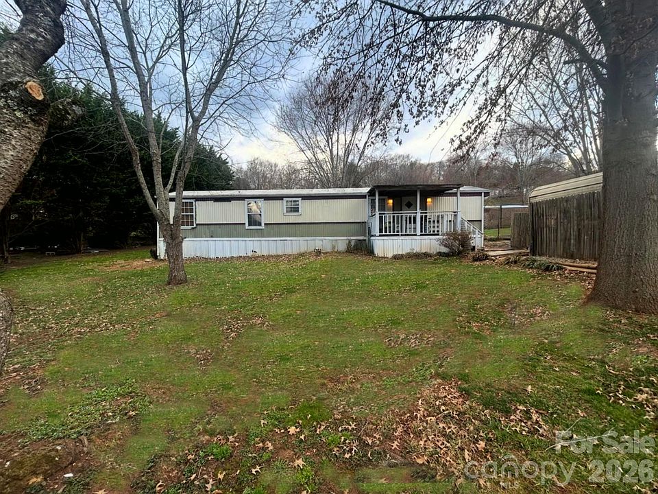 1st image of 213 Northridge Dr