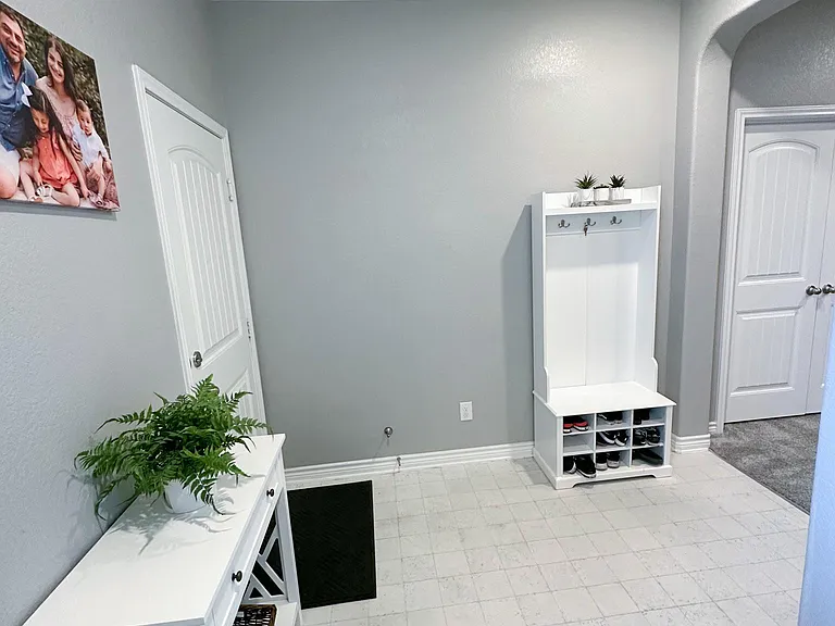 10111 Hickory Crk — Photo 2