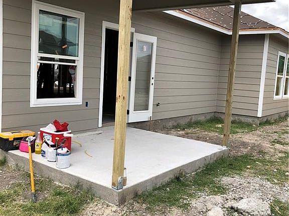 5th image of 2222 Torrente Dr