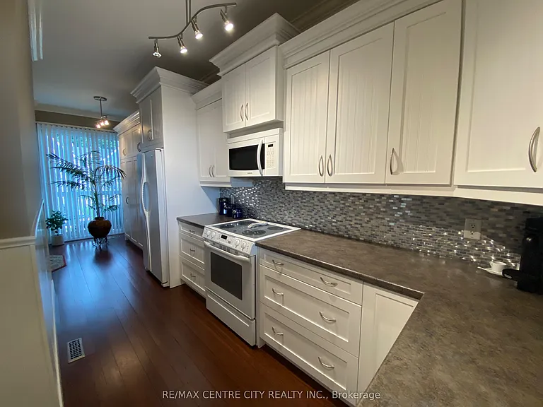 374 Front St #46 — Photo 8