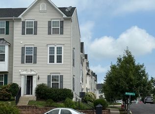 611 Washington Sq #611, Spring City, PA 19475