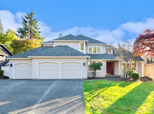 26017 SE 38th St, Issaquah, WA