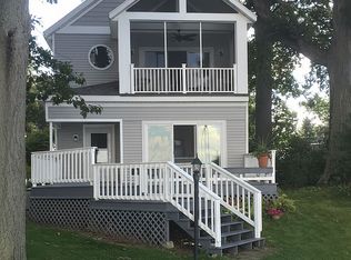 146 Wildwood Beach Rd, Quincy, MI 49082