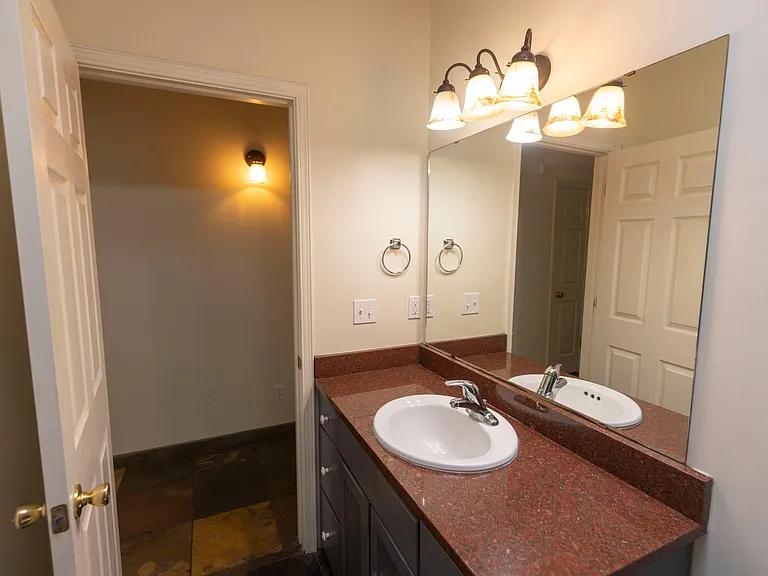 1635 Spruce Ave — Photo 18