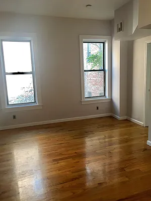 Rented by The Brokerage Group LLC | media 38