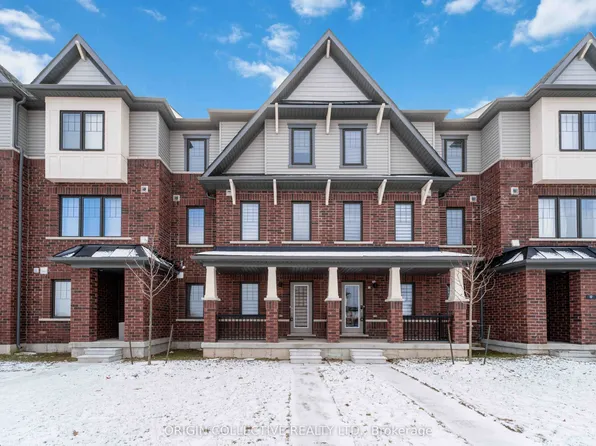 185 Bedrock Dr #14, Hamilton, ON L8J 0M5