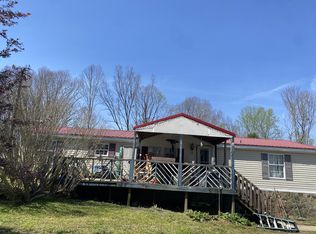 927 Pack Rd, White Bluff, TN 37187