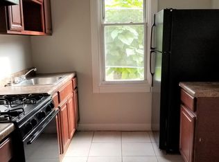 12 Lilac St #L, New Haven, CT 06511