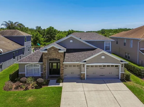 2336 Nesslewood Dr, Zephyrhills, FL 33543