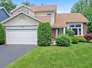 308 W Orchard St, Mundelein, IL 60060