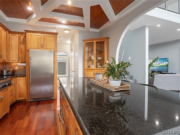 4th image of 1101 Sunset Shores Ln