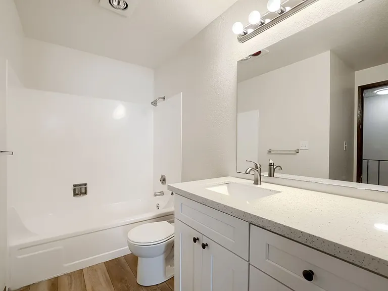 6911 Rainier Dr #7 — Photo 7