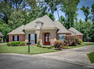 13251 Oak Knoll Dr, Geismar, LA 70734
