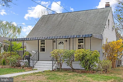 114 Charles St Photo 1