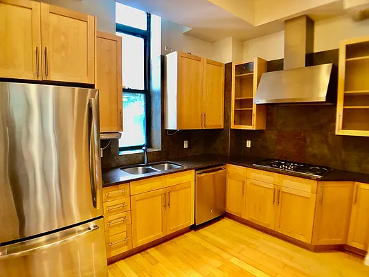 Rented by Compass | media 4