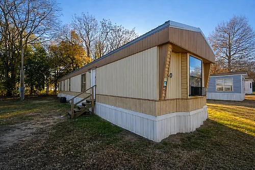 110 Deborah Dr Photo 1