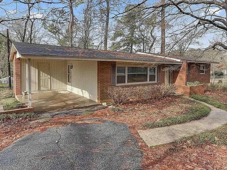1st image of 1657 Overhill Rd