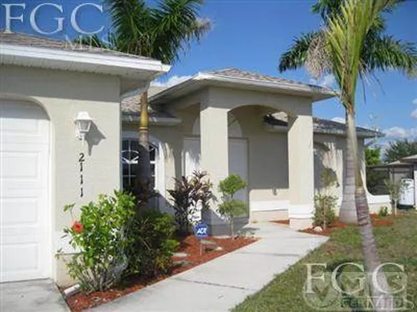 2111 NE 24th Ter, Cape Coral, FL 33909