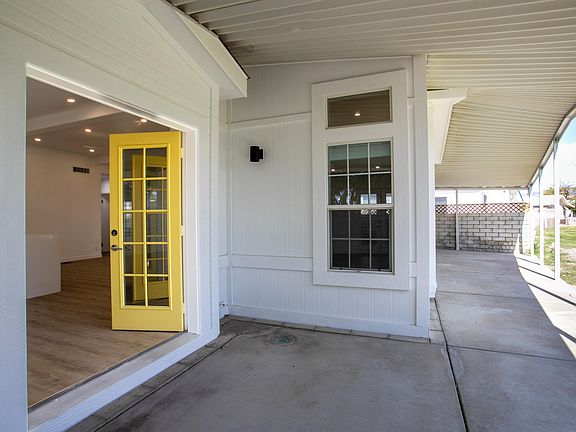 5th image of 47884 De Coronado Dr