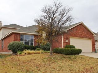 10633 Ambling Trl, Fort Worth, TX 76108