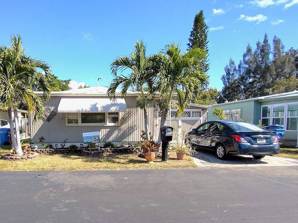 1st image of 5757 66th St N #209