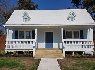 910 Sycamore St, Commerce, TX 75428