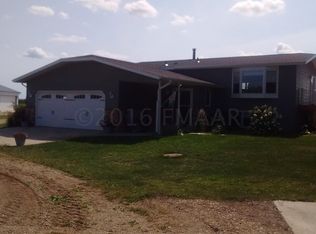 13846 Highway 27 St, Lisbon, ND 58054