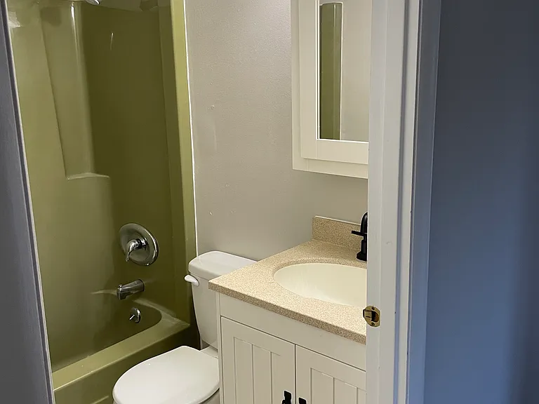full bath, remodel 2024. Tile floor, vanity, cabinet, lighting, fixtures.