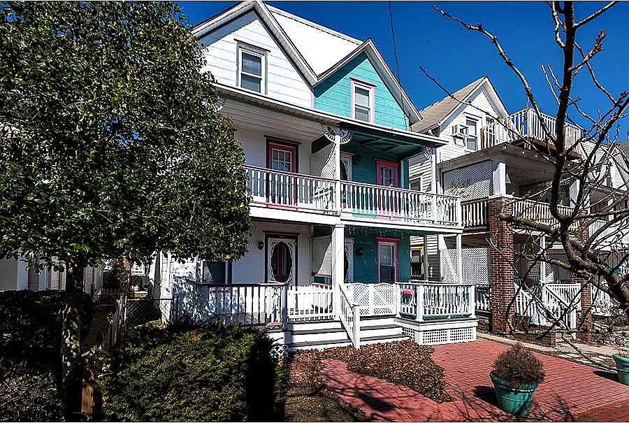 1st image of 640 Central Ave